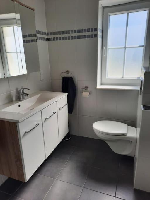 Stilvolle 2-Zimmer-Wohnung, 75Qm In Lohr エクステリア 写真